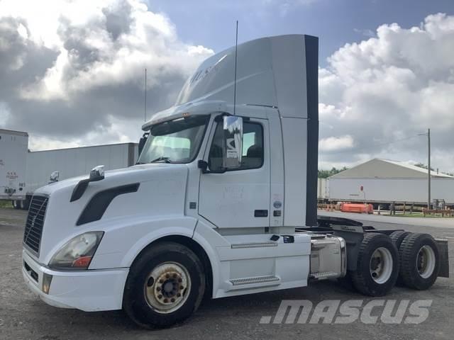 Volvo VNL Prime Movers