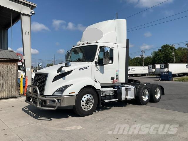 Volvo VNL Prime Movers