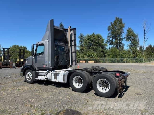 Volvo VNL Prime Movers