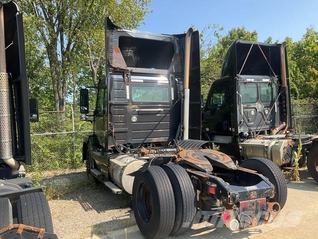 Volvo VNL Prime Movers