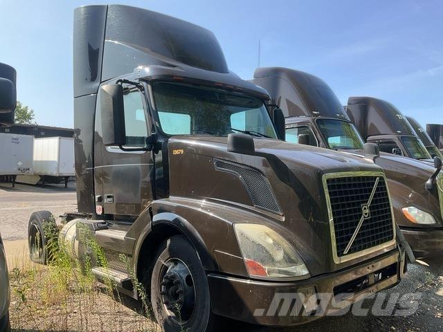 Volvo VNL Prime Movers