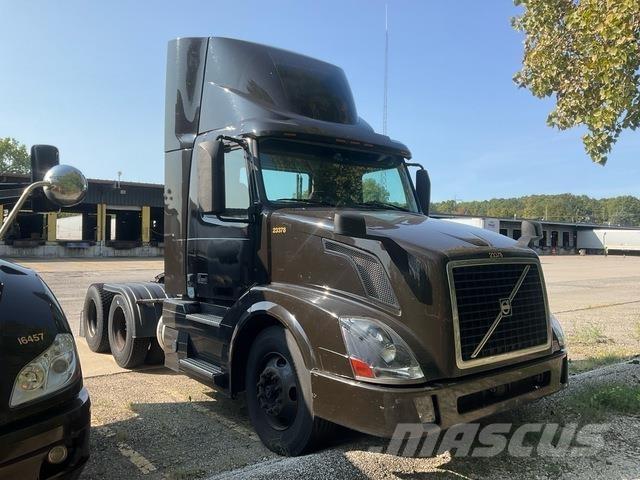 Volvo VNL Prime Movers