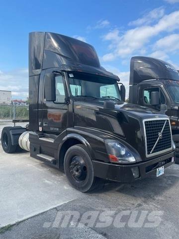 Volvo VNL Prime Movers