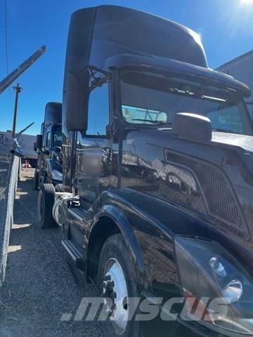 Volvo VNL Prime Movers