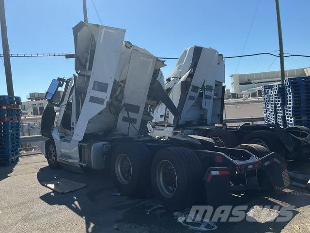 Volvo VNL Prime Movers