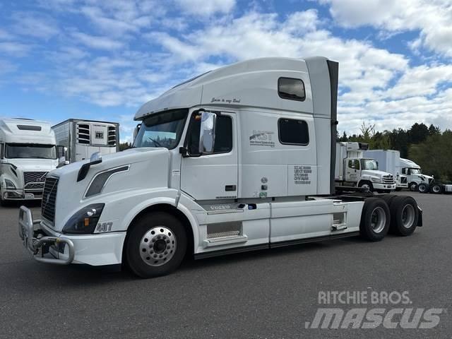Volvo VNL 780 Prime Movers
