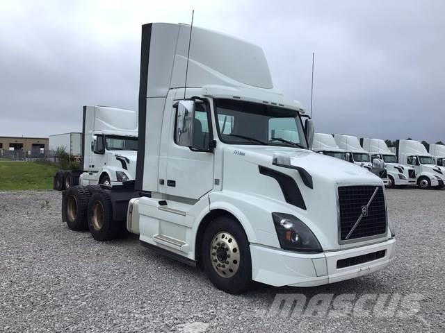 Volvo VNL300 Prime Movers