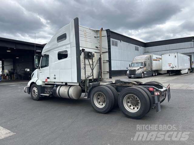 Volvo VNL760 Prime Movers