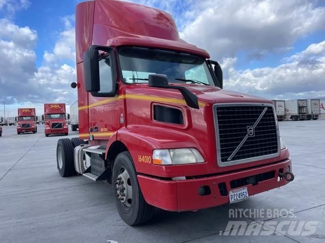 Volvo VNM Prime Movers