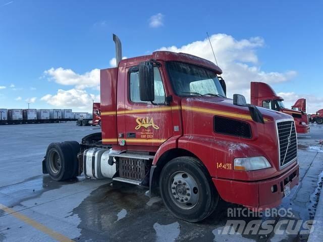Volvo VNM Prime Movers