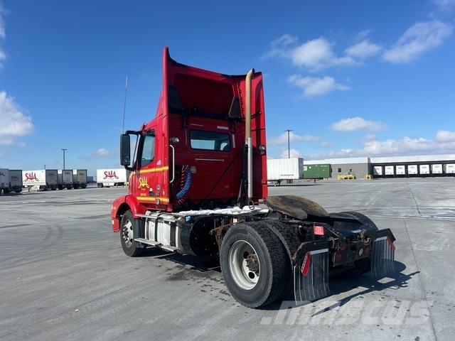 Volvo VNM Prime Movers