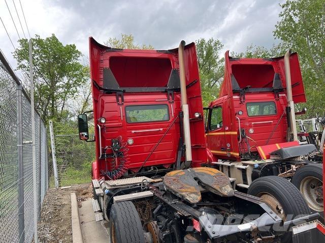 Volvo VNM Prime Movers