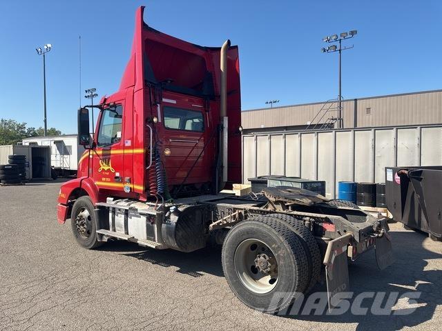 Volvo VNM Prime Movers