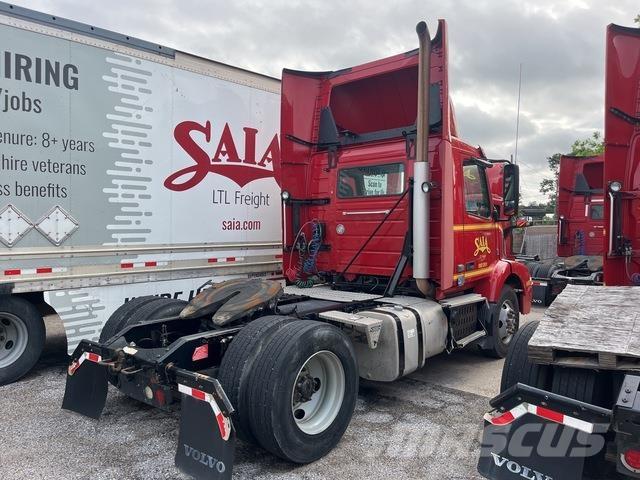 Volvo VNM Prime Movers