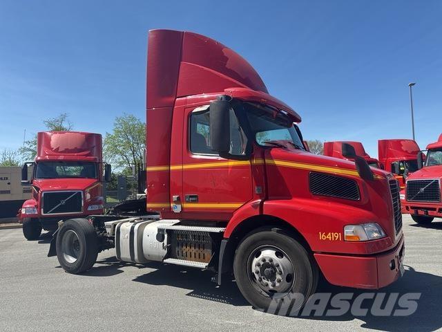 Volvo VNM Prime Movers