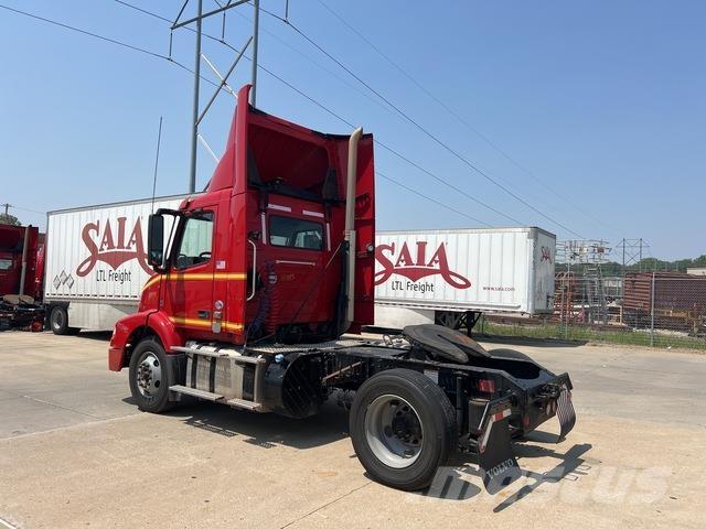 Volvo VNM Prime Movers