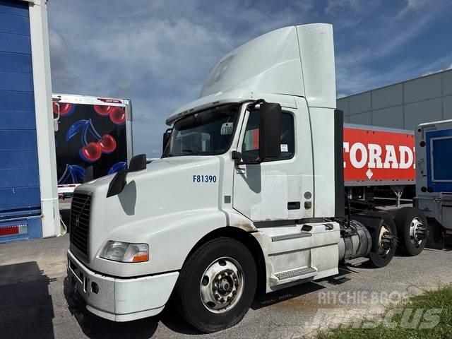 Volvo VNM Prime Movers