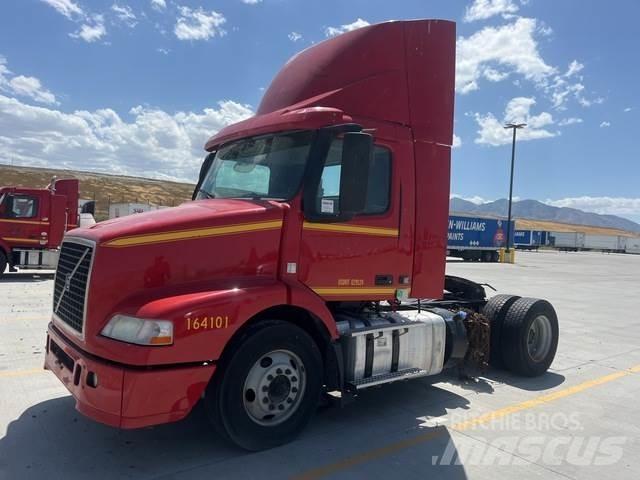 Volvo VNM Prime Movers
