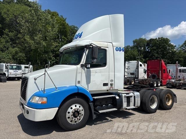 Volvo VNM Prime Movers