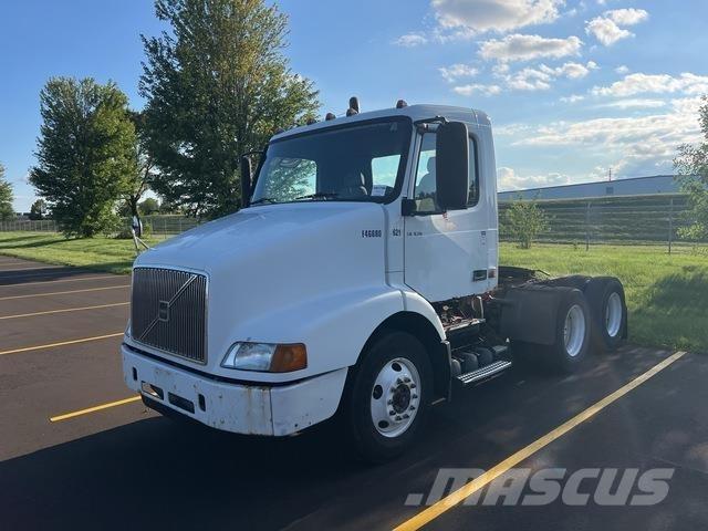 Volvo VNM Prime Movers