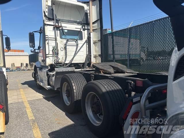 Volvo VNR Prime Movers