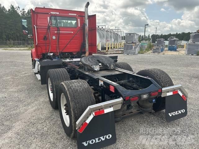 Volvo VNR Prime Movers