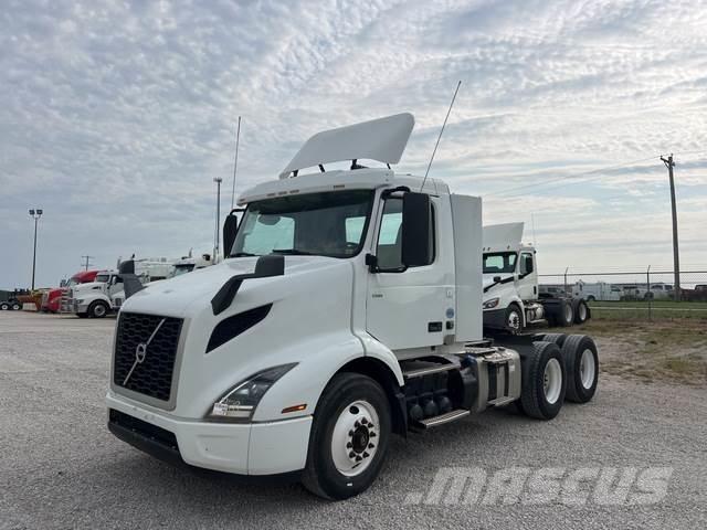 Volvo VNR64300 Prime Movers