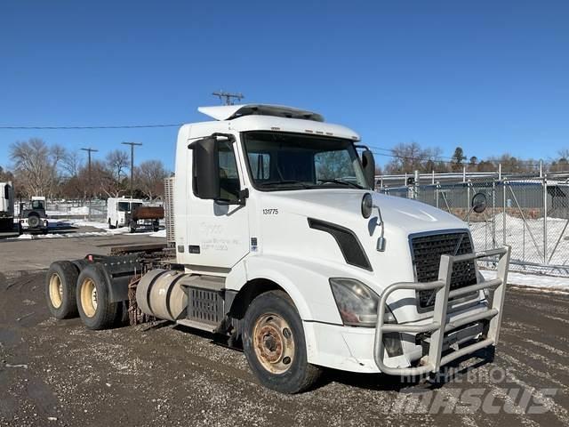 Volvo VNR64T Prime Movers