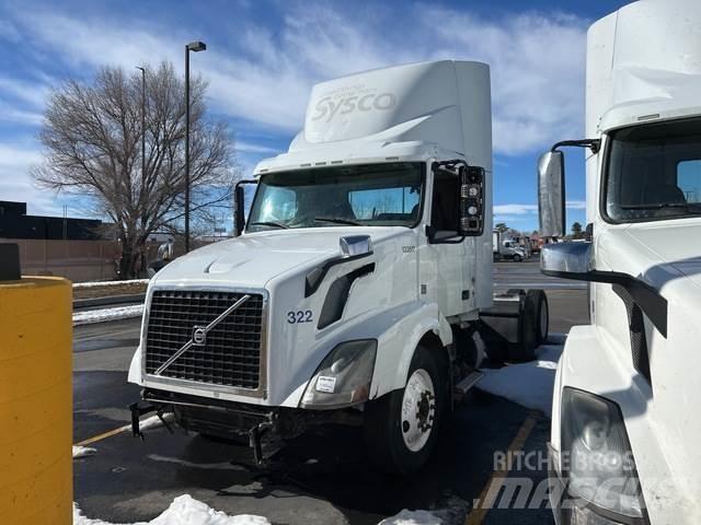 Volvo VNR64T Prime Movers