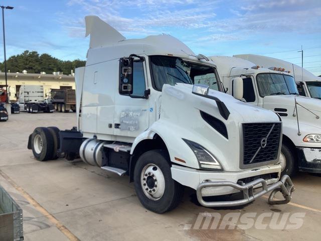 Volvo VNR64T Prime Movers