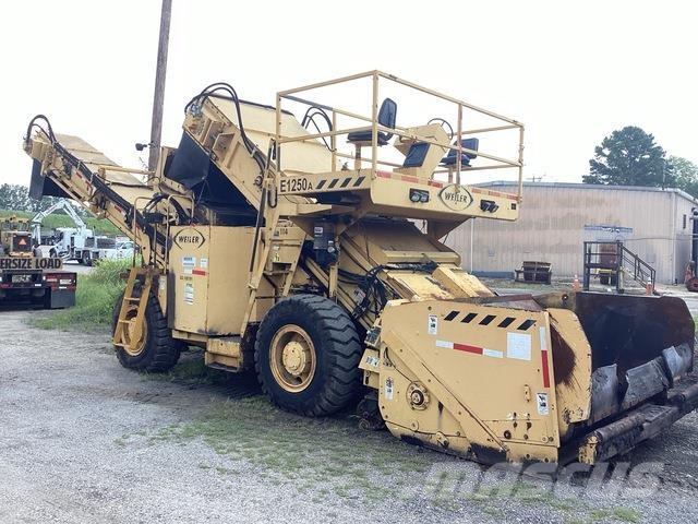 Weiler E1250A Material transport vehicles
