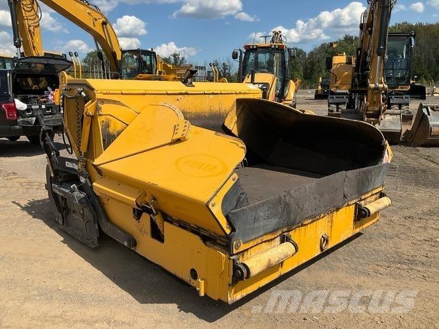 Weiler P65 Asphalt pavers
