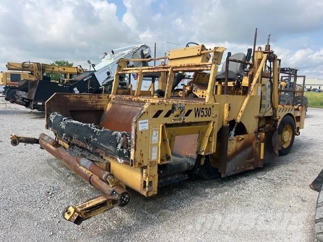 Weiler W530 Asphalt pavers
