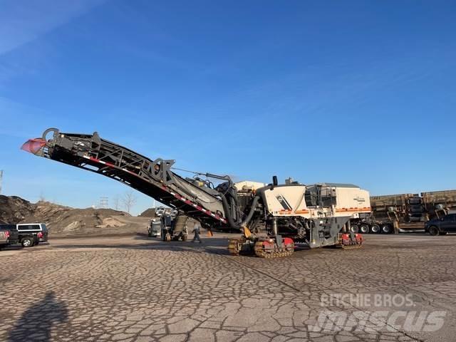 Wirtgen W250I Asphalt cold milling machines