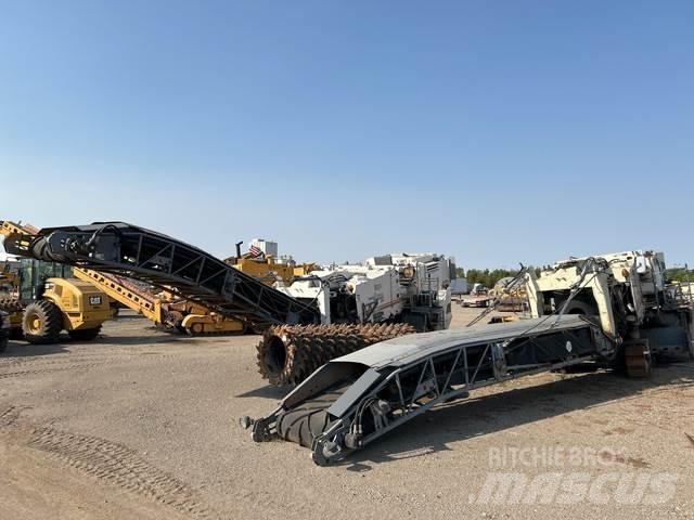 Wirtgen WR2200 Asphalt cold milling machines