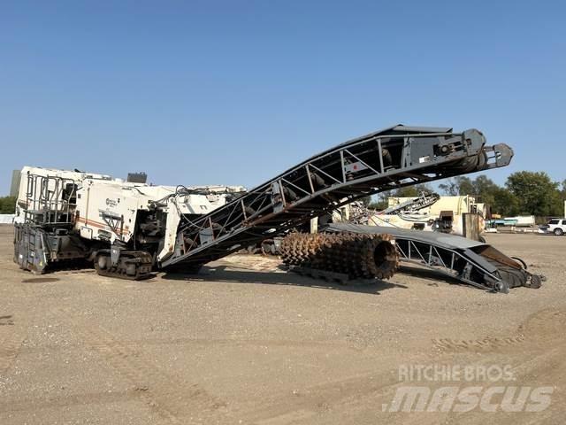 Wirtgen WR2200 Asphalt cold milling machines