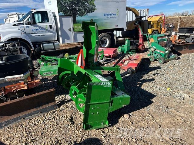 Woods SB74C Snow throwers