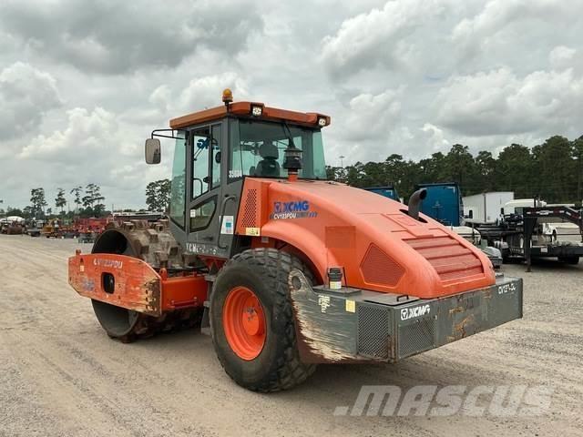 XCMG CV123PDU Single drum rollers