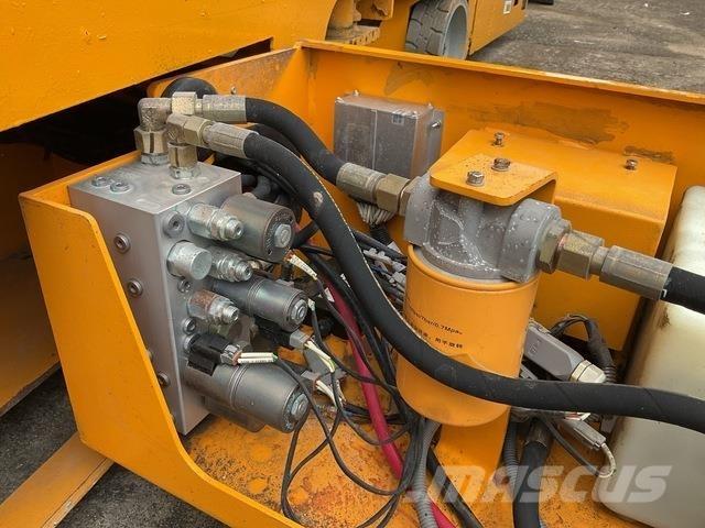 XCMG GTJZ1212 Scissor lifts