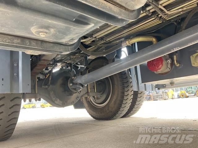 XCMG XCT12L5 Track mounted cranes