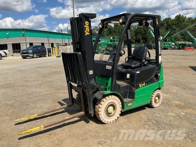Yale GTP030VX Rough terrain truck