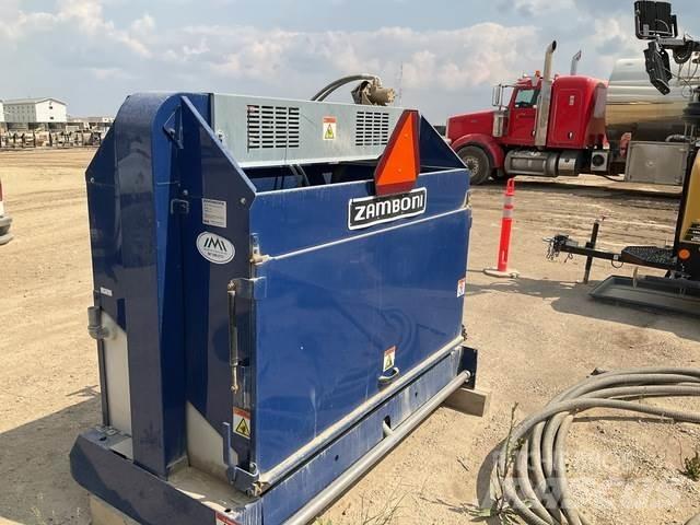 Zamboni 200 Other road and snow machines