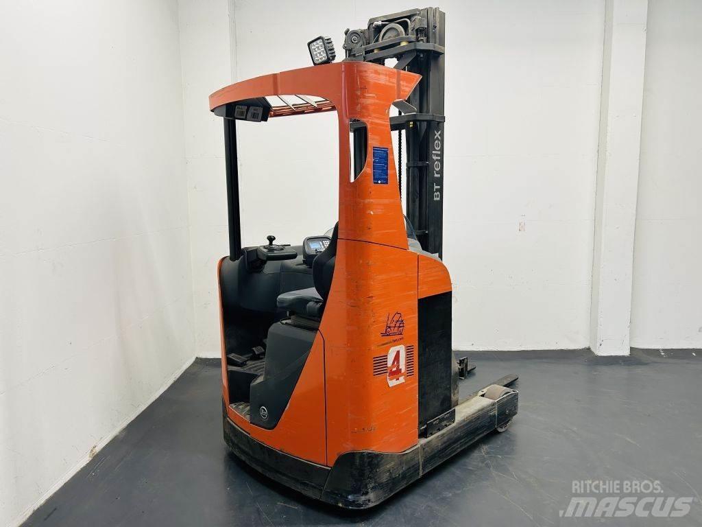 BT RRE140 Reach truck