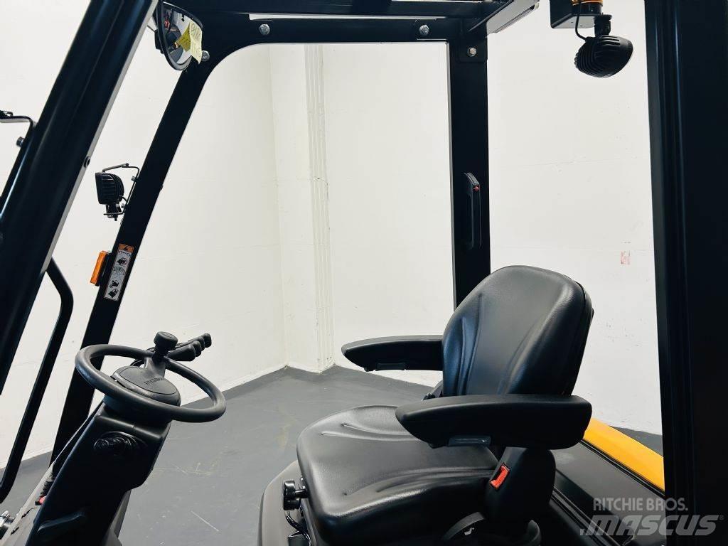 Hangcha CPD18-XEY2-SI Electric forklift trucks