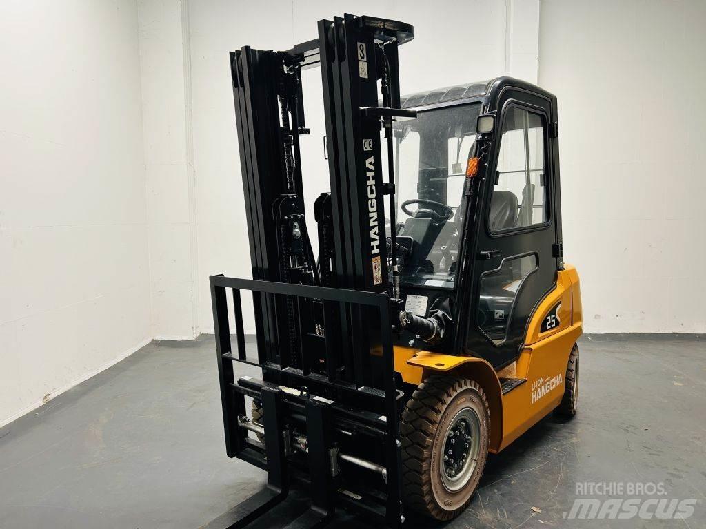Hangcha CPD25-XEY2-SI Electric forklift trucks