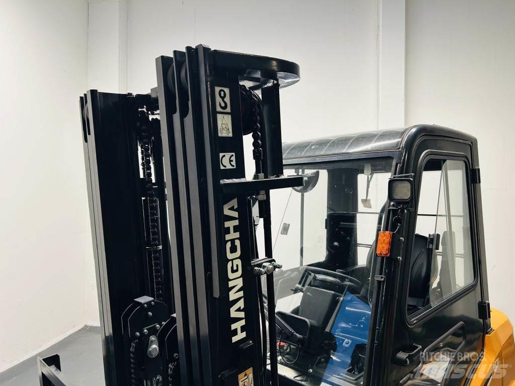 Hangcha CPD30-XEY2-SI Electric forklift trucks