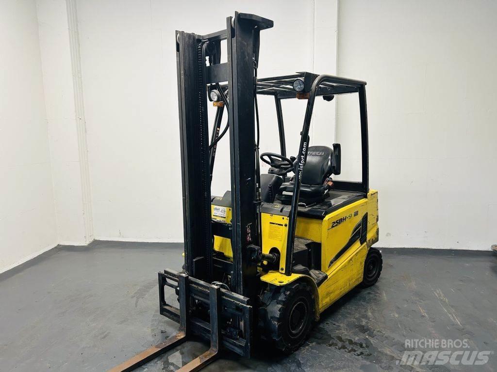 Hyundai 25BH-9 Electric forklift trucks