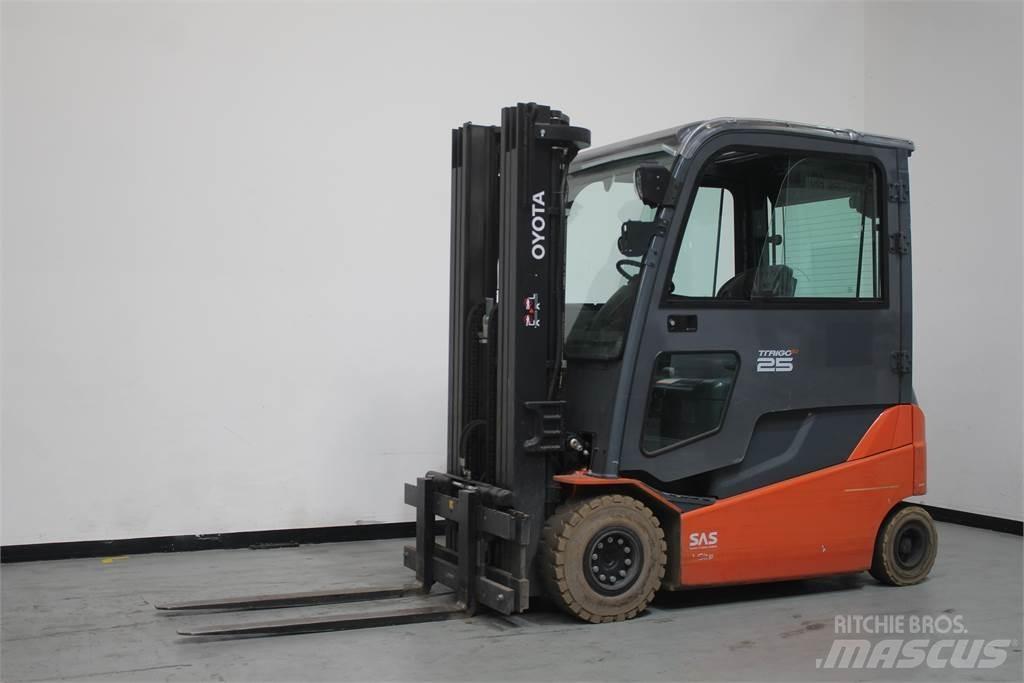 Toyota 8FBMT25 Electric forklift trucks