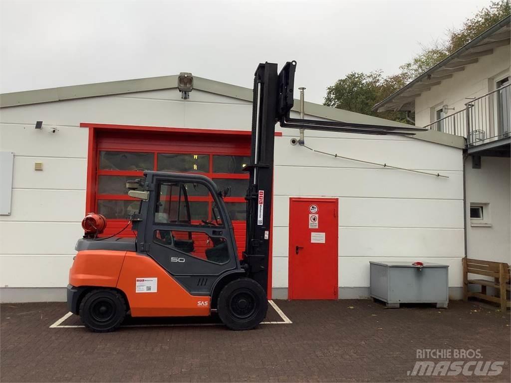 Toyota 8FG50N LPG trucks