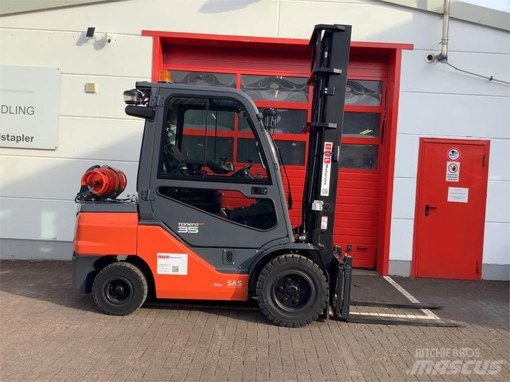 Toyota 8FGJ35F LPG trucks